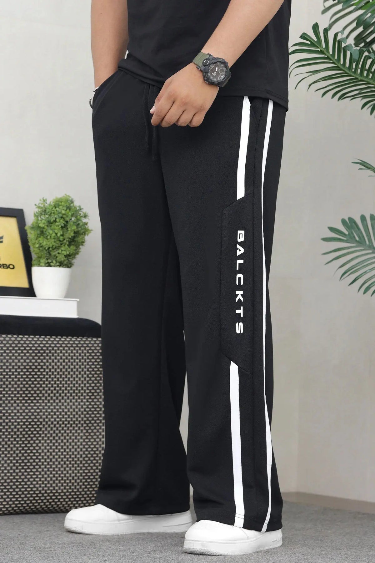 Knitted Wide-Leg Loose Bottom Trous WEARO