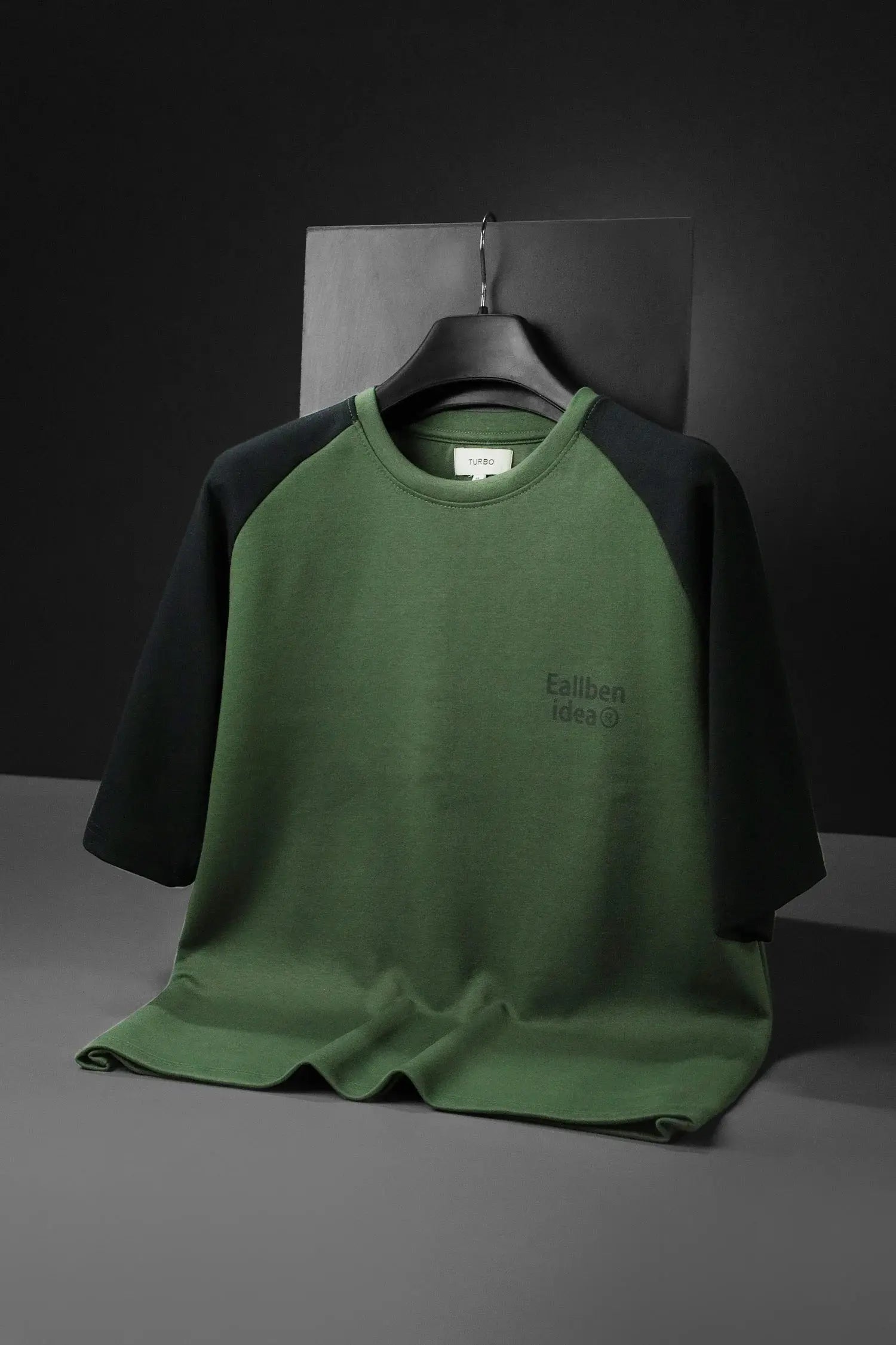 WEARO  Relaxed-Fit Raglan Oversize Tee WEARO
