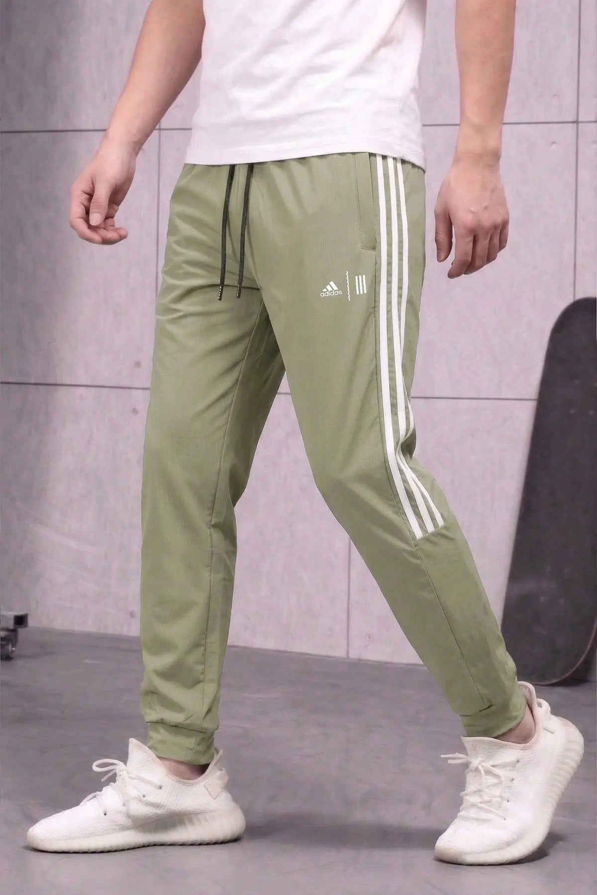 3 Strips Terrex Men's Dry-Fit Trouser WEARO