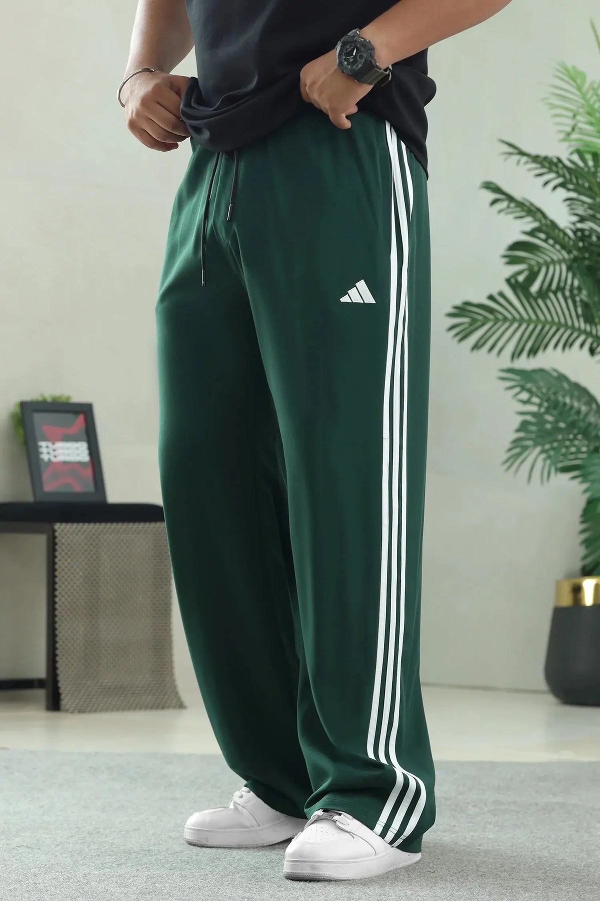 Iconic Three-Stripe Detailing Loose Bottom Trouser WEARO