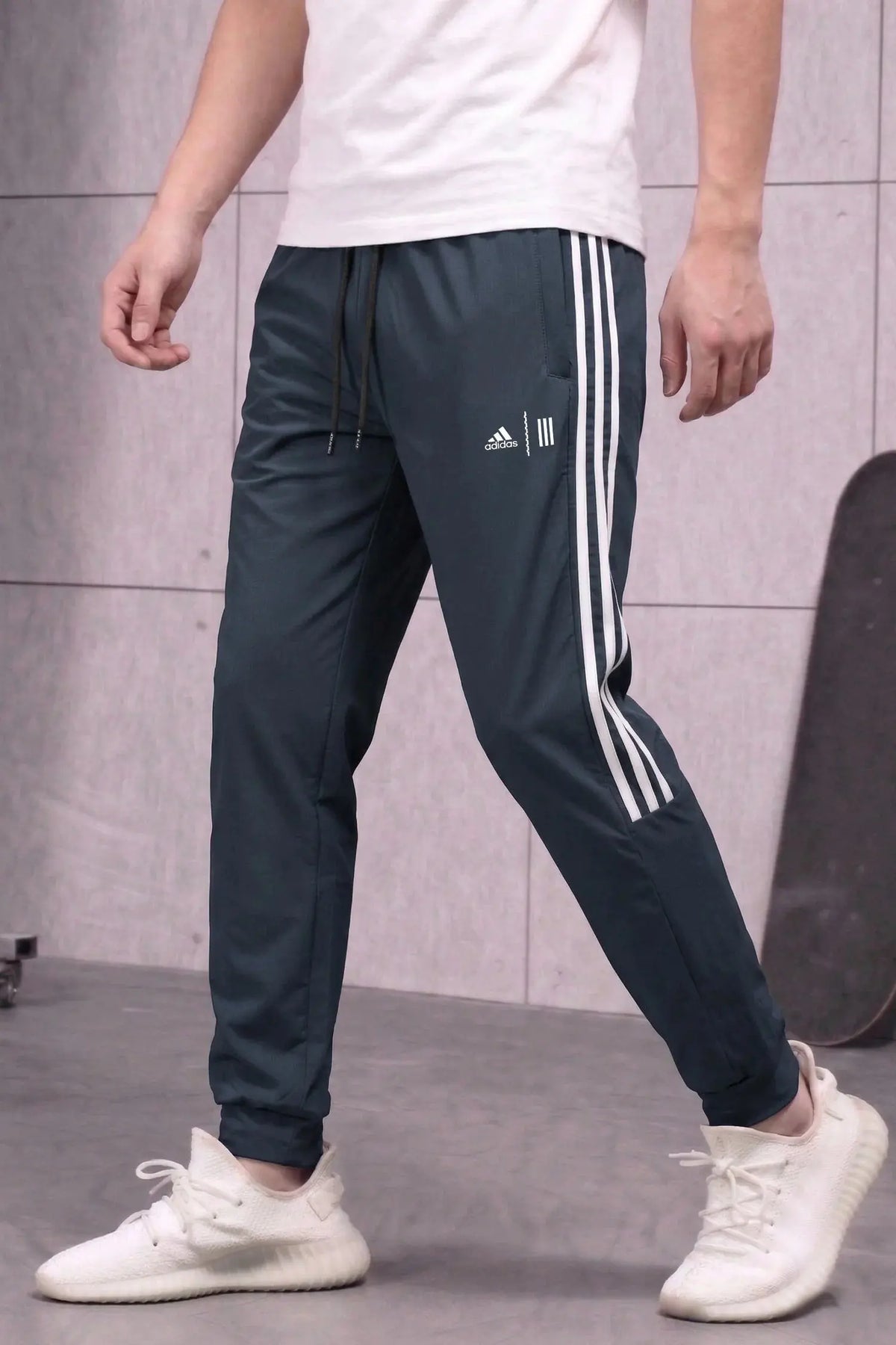 3 Strips Terrex Men's Dry-Fit Trouser WEARO